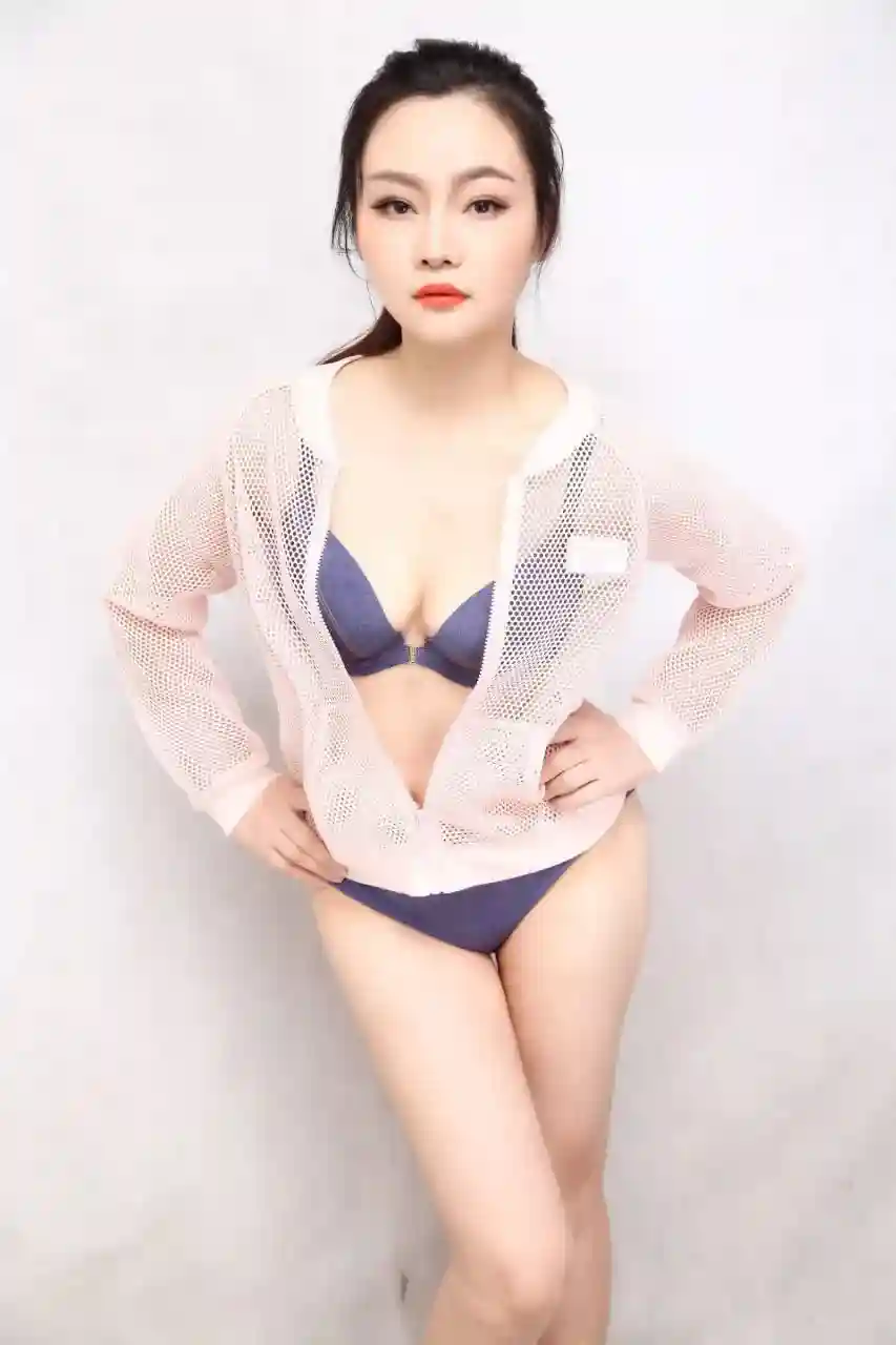 素人私访 极品国模 S5008 64P