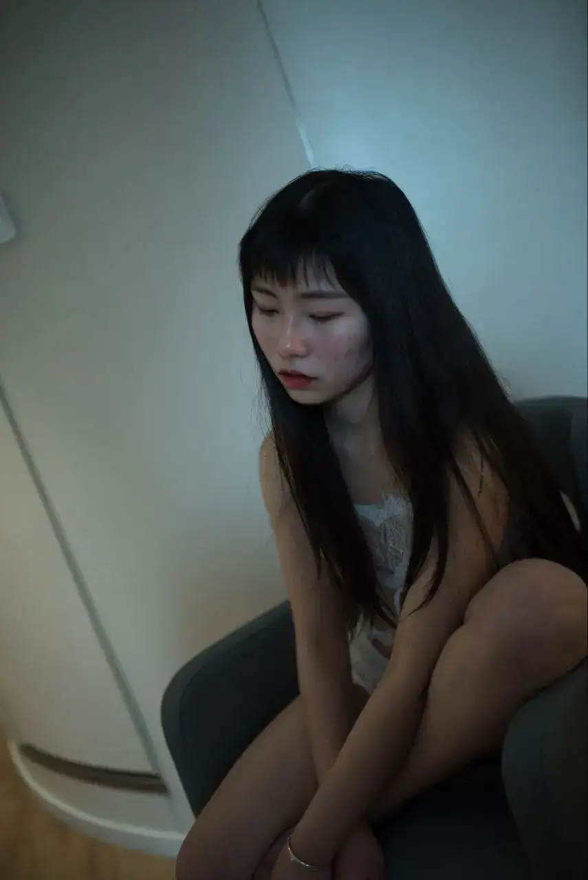 素人私房 极品国模 S4720  本套77P