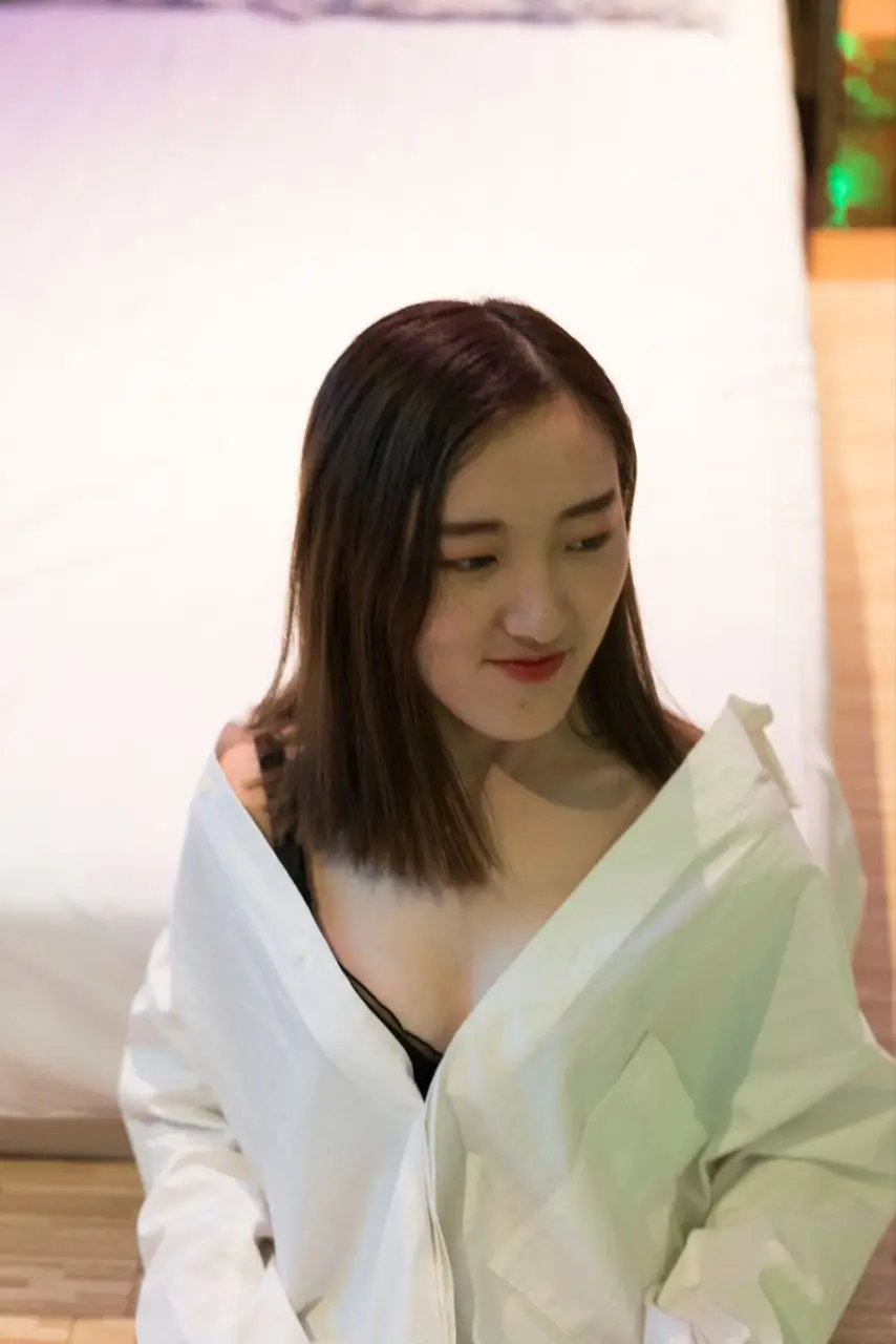 素人私房 极品国模 S4541  180P