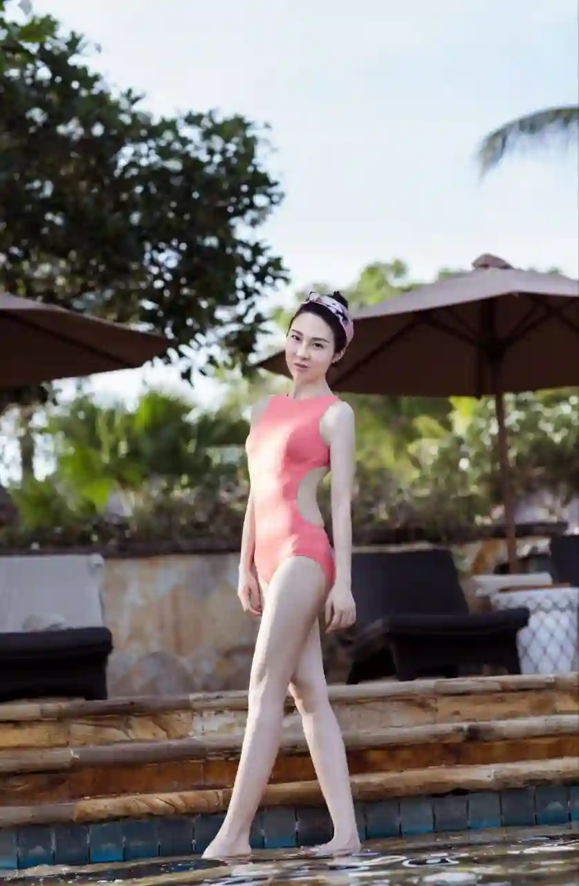 素人私房 极品国模 S4253  123P