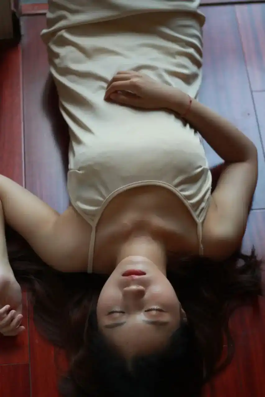 素人私访 极品国模 S4946   本套639P