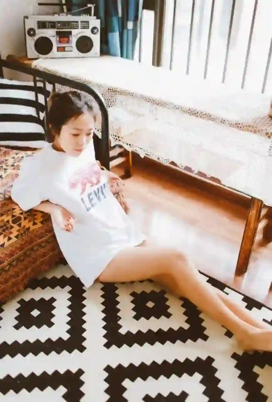 素人私访 极品国模 S5053  95P