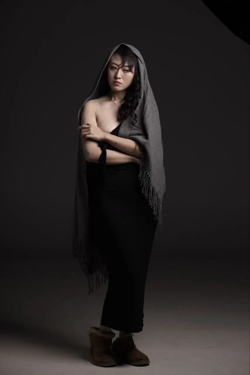 素人私房 极品国模 S4323  375P