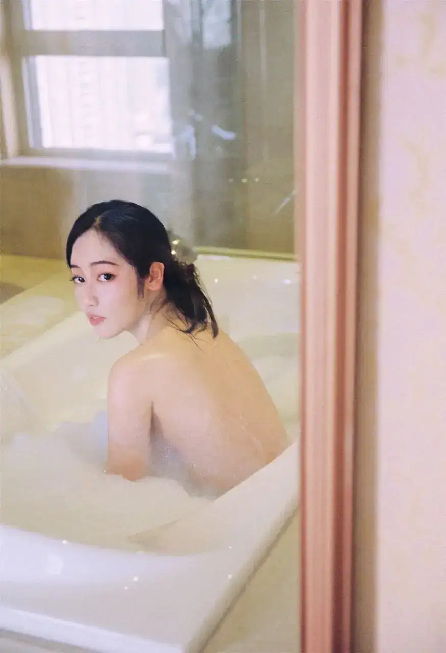 素人私房 极品国模 S4808  本套118P