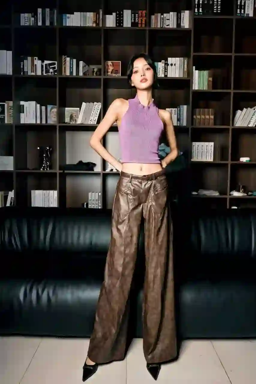 素人私访 极品国模 S4839  本套51P