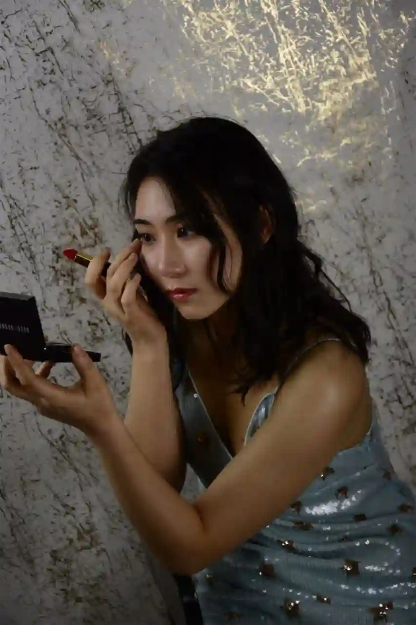 素人私房 极品国模 S4352  215P