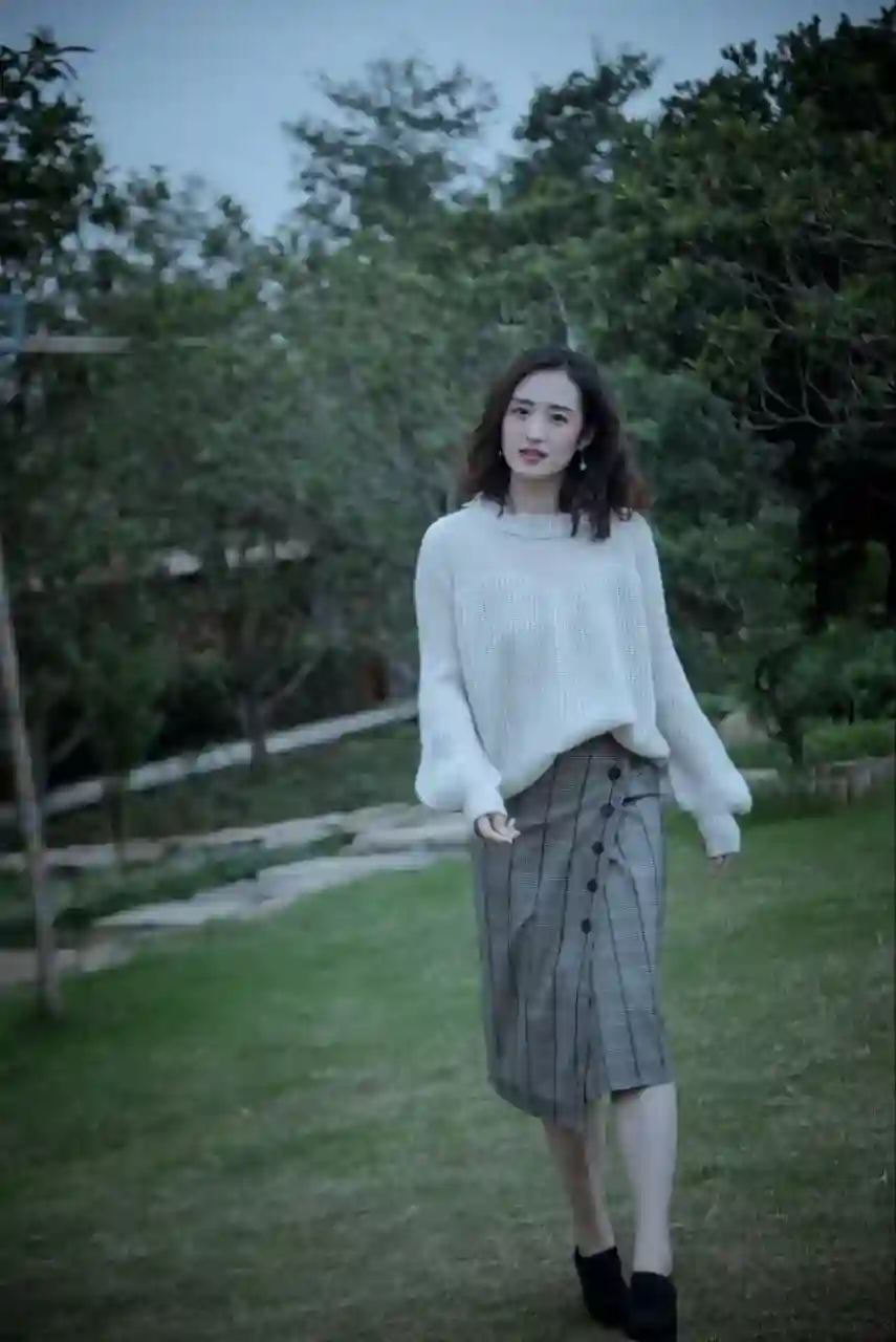 素人私房 极品国模 S4817  本套218P