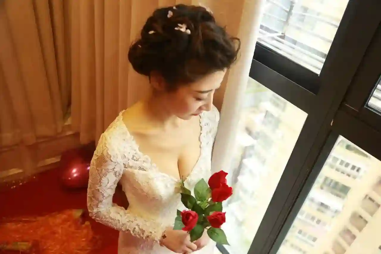 素人私访 新娘婚礼 H4031  本套384P