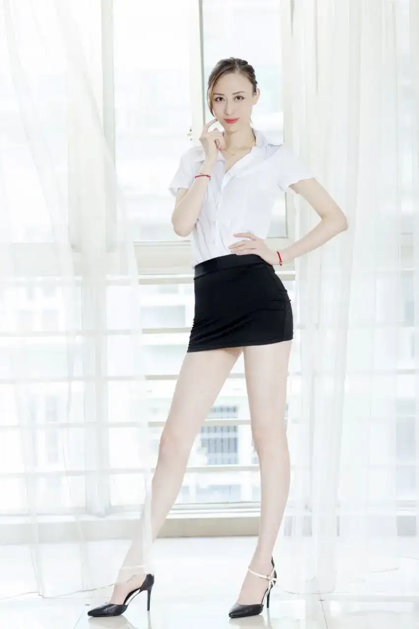 素人私访 极品国模 S5118 347P+2V