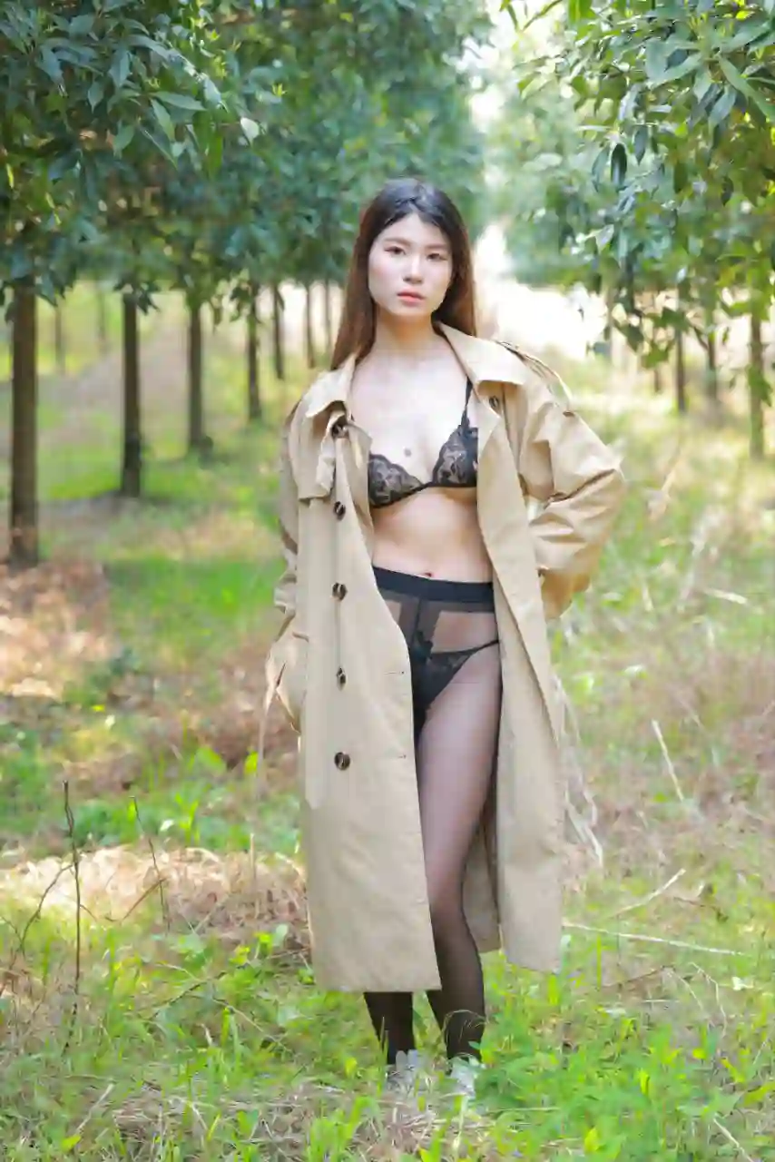 素人私访 极品国模 S5351 499P 1V