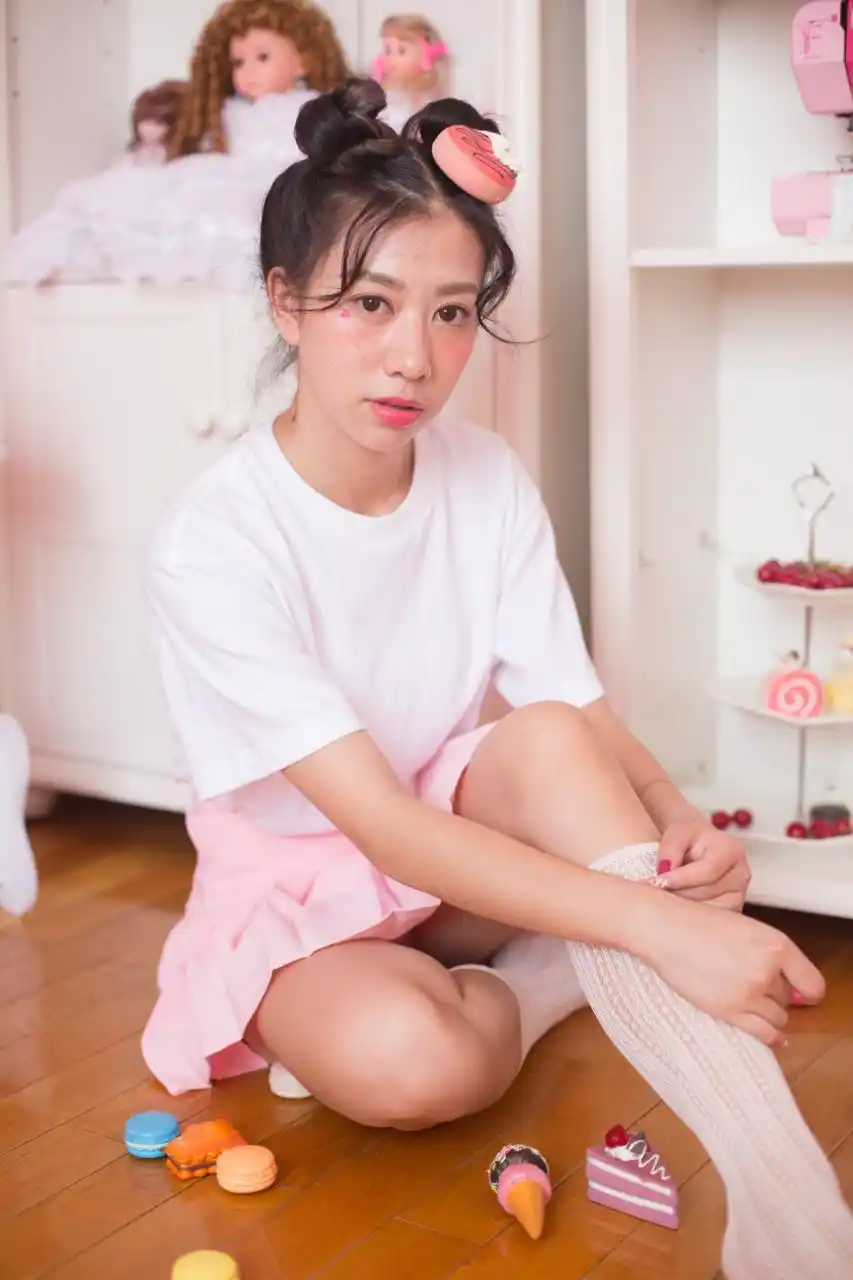 素人私房 极品国模 S5949 186P